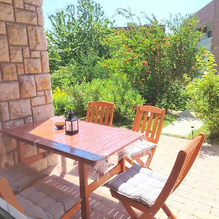 Mecsek Vendeghaz Apartmán *